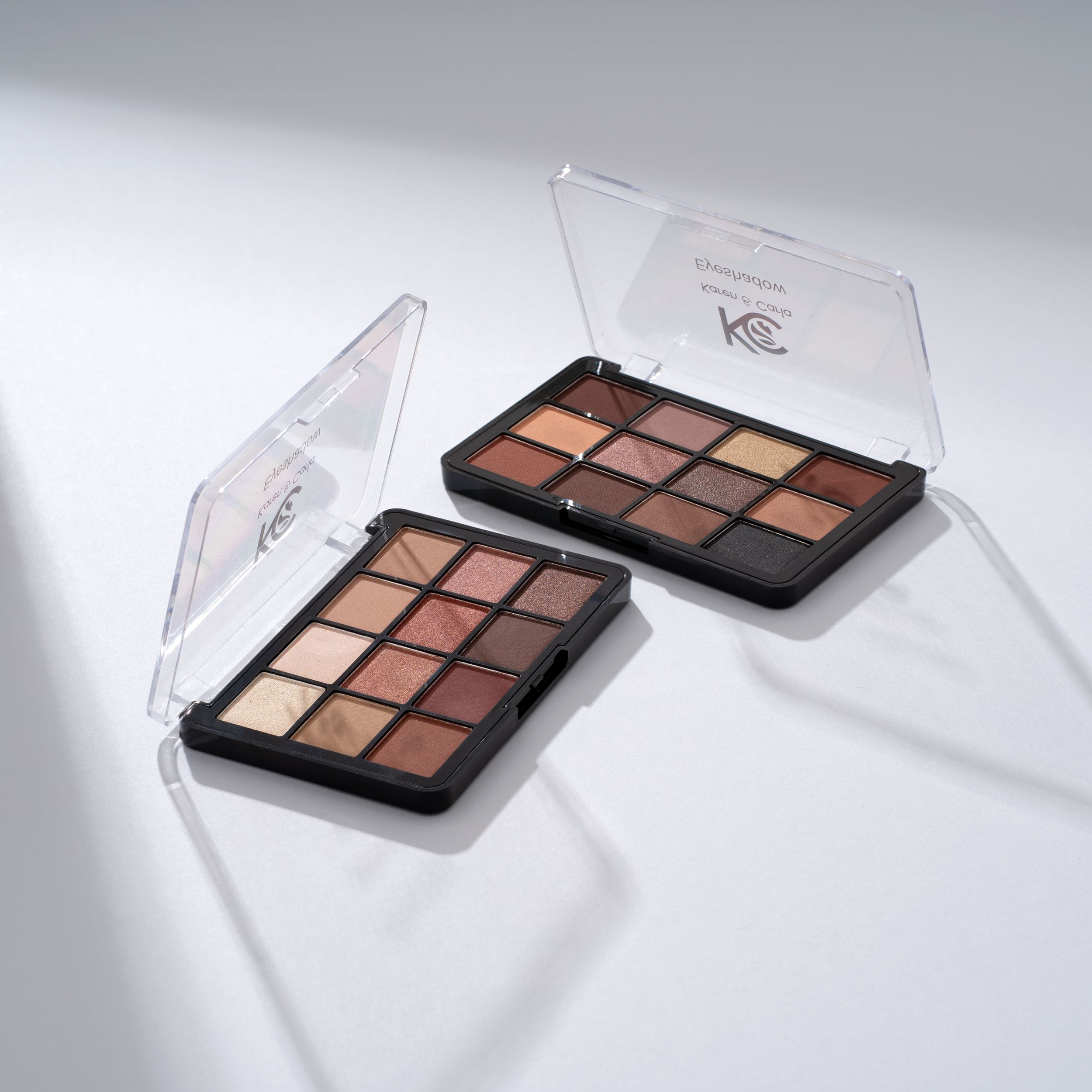 Karen & Carla Eyeshadow Palette DIVE GLAM